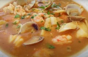 Receta de sopa de mariscos chilenos
